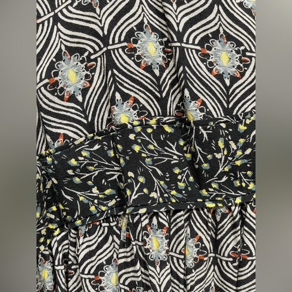 Free People Rolling Hills V neck tunic. Medium. Excellent used condition. - Picture 9 of 11